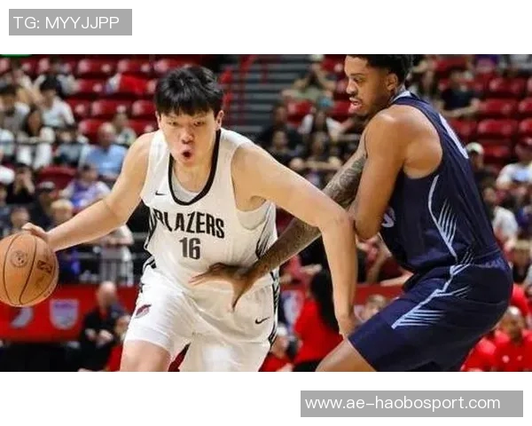 杨瀚森分享克里斯哥哥的努力生活每天早起一小时自学英语与妻子视频通话