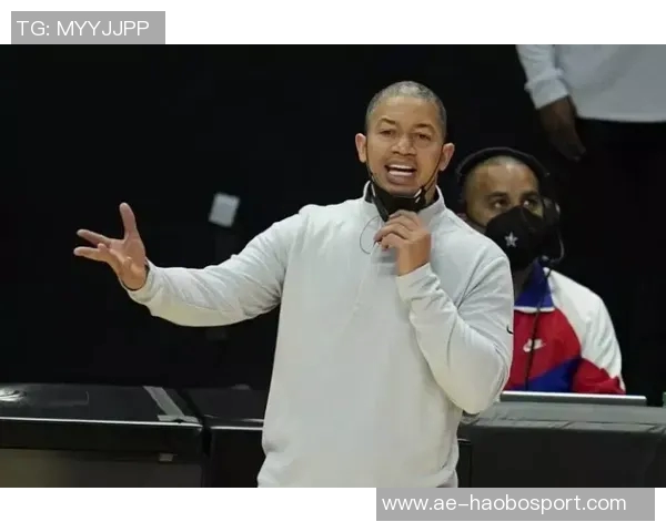 末节未上场科林斯卢指导称阵容节奏良好他表现无可指责