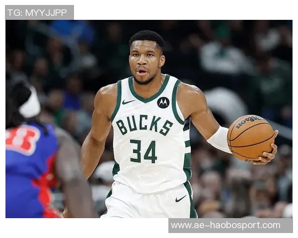 小里盛赞字母哥风度翩翩湖记调侃其在比赛用球管理上有所提升