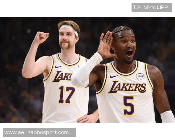 湖人今日狂抢24个前场篮板创近11年新高上次如此表现还是在2014年